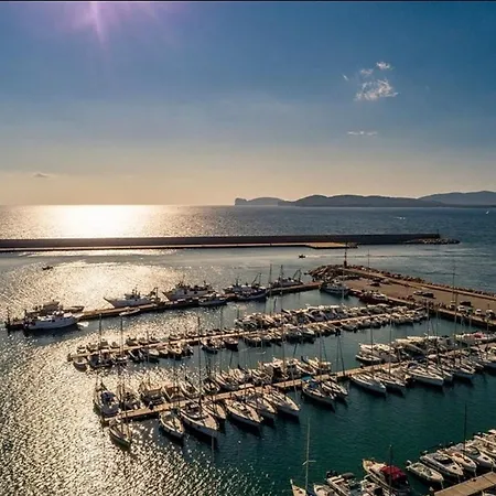 Appartamento Chic Rina Sea 1 Bedroom B4 Sleeps 4 Person